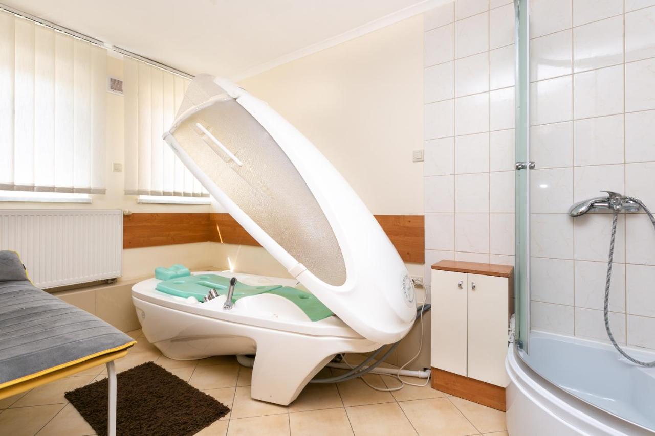 Madohora Slemien Hotel Kocon Luaran gambar